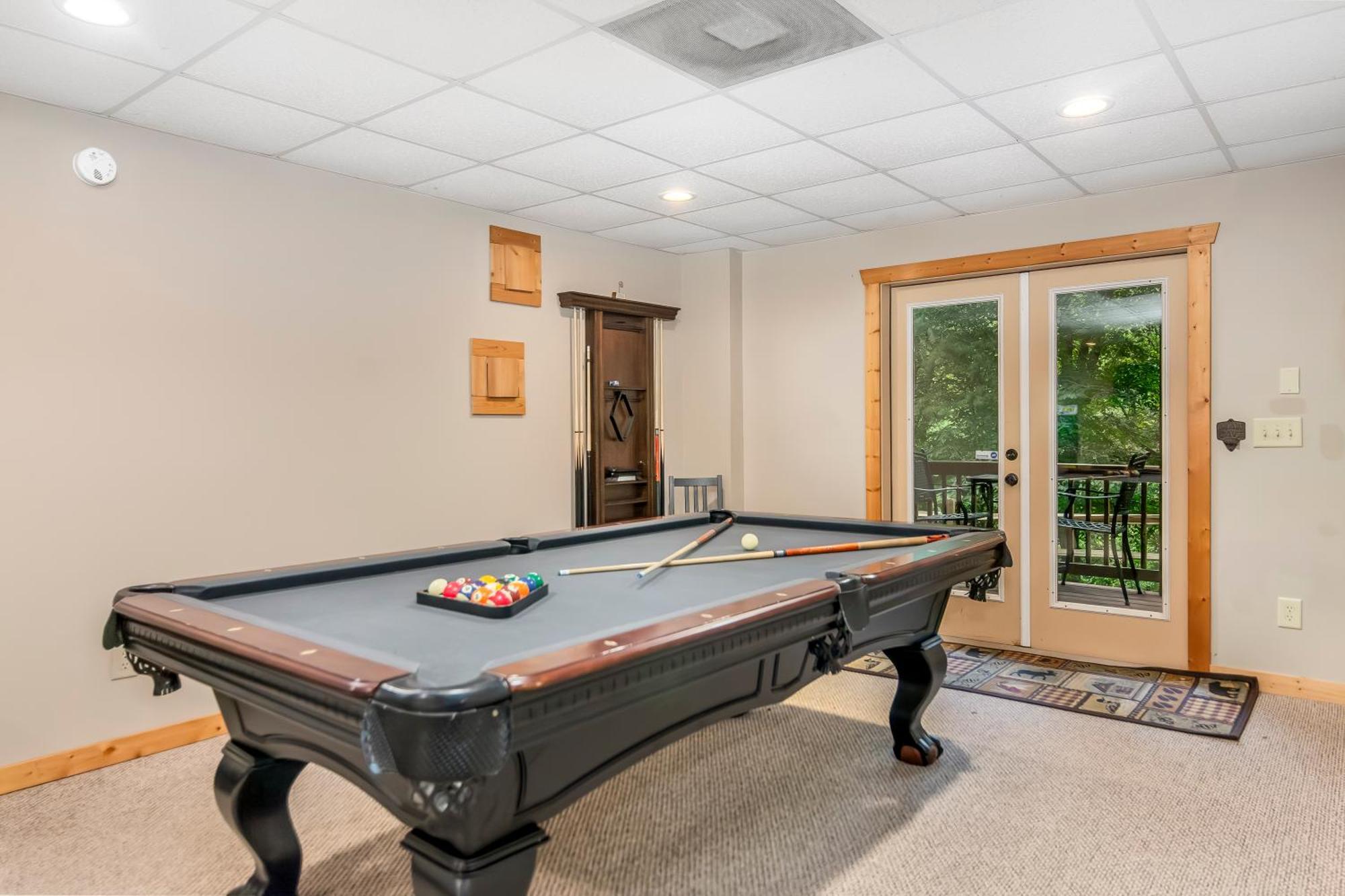 Amazing Creek View Cabin W/ Hot Tub, Firepit & Pool Table Ellijay Luaran gambar