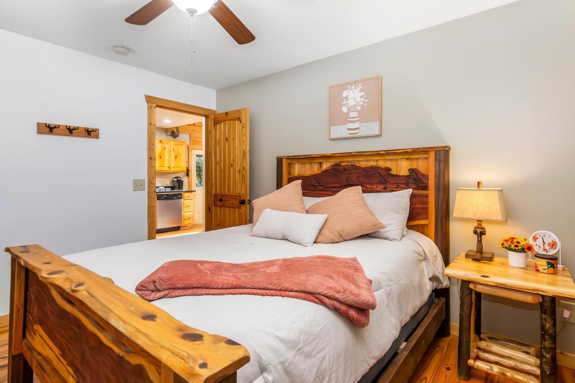 Amazing Creek View Cabin W/ Hot Tub, Firepit & Pool Table Ellijay Luaran gambar
